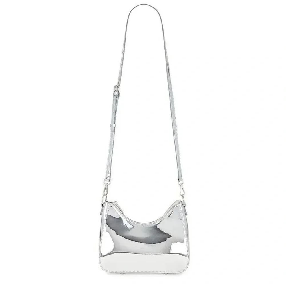 Revolve It Girl Shoulder Bag - Picture 5 of 8